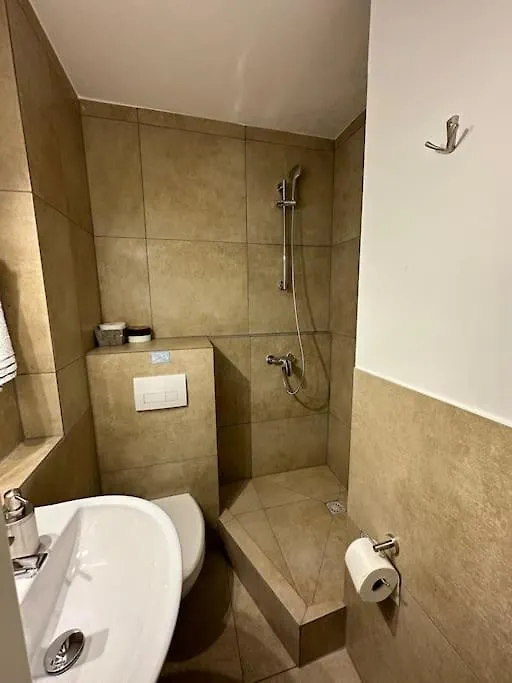 Zentrale Citywohnung Herzen Stuttgarts 0*, Stuttgart